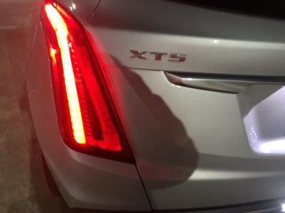 2020 Cadillac XT5 Premium Luxury