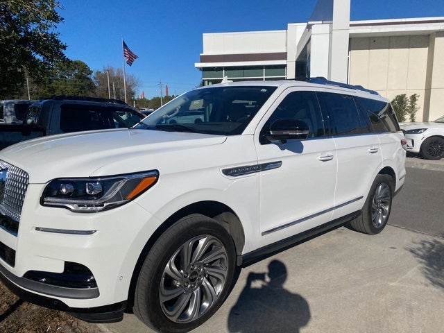 2023 Lincoln Navigator Reserve