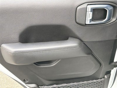 2022 Jeep Wrangler Unlimited Sahara Altitude 1 TOUCH POWER TOP