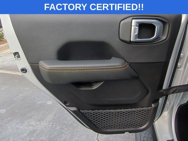 2024 Jeep Wrangler Sahara 3.6 V6