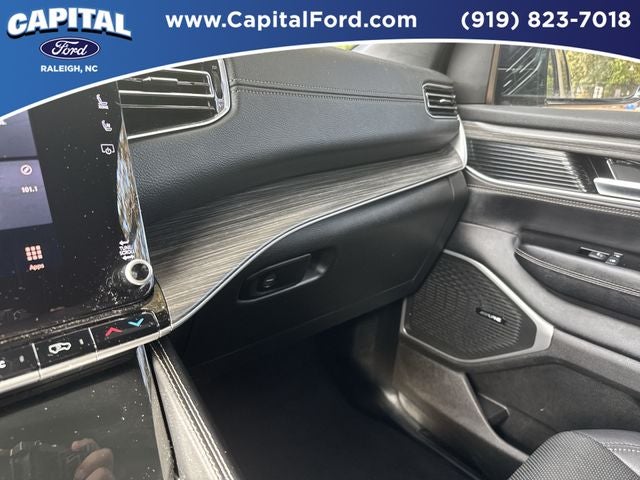 2024 Jeep Wagoneer L Series II