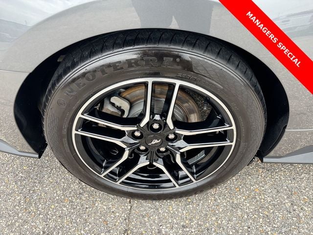 2022 Ford Mustang EcoBoost Premium