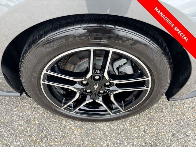 2022 Ford Mustang EcoBoost Premium