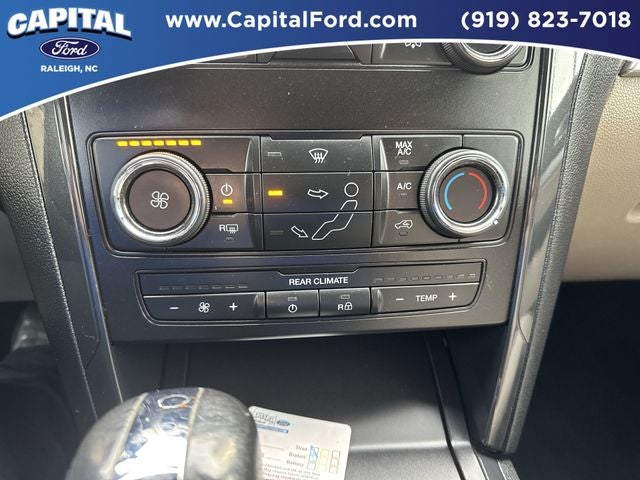 2019 Ford Explorer Base