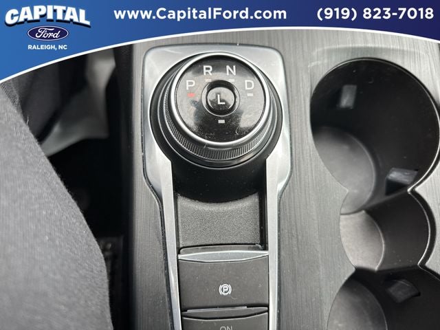 2022 Ford Escape Hybrid Titanium