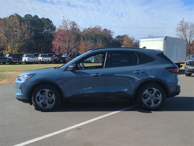 2025 Ford Escape Hybrid ST-Line