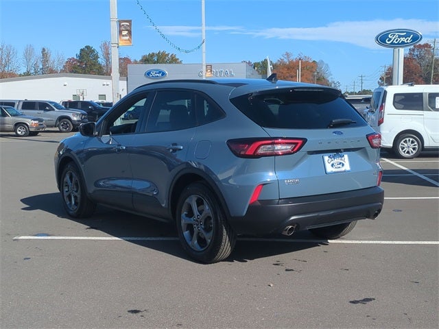 2025 Ford Escape Hybrid ST-Line