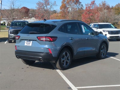 2025 Ford Escape Hybrid ST-Line