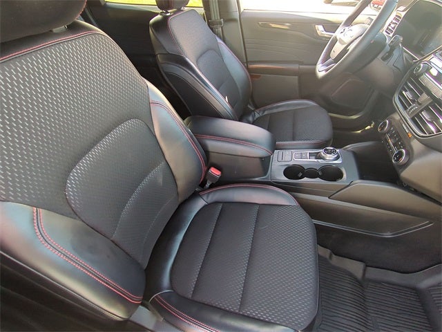 2025 Ford Escape Hybrid ST-Line