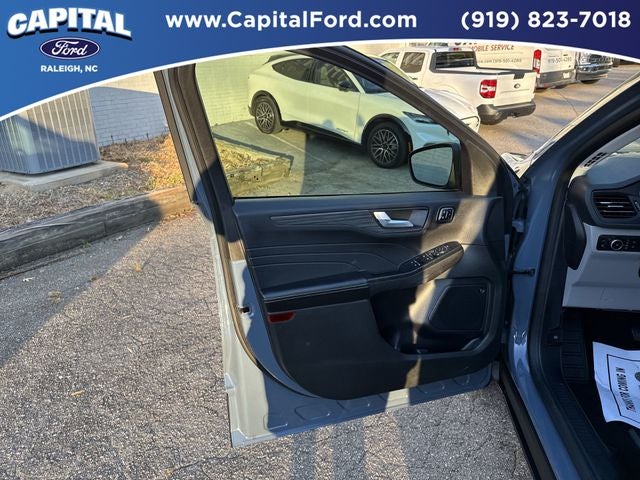 2025 Ford Escape Hybrid Platinum