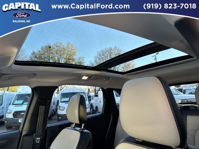 2025 Ford Escape Hybrid Platinum