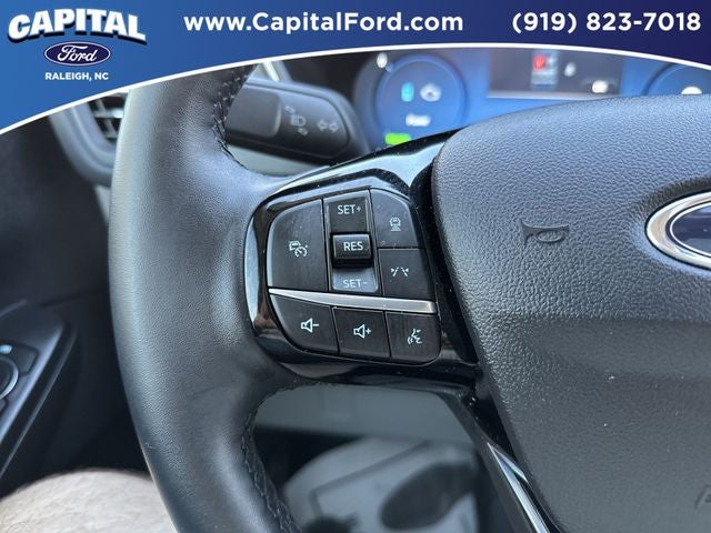 2025 Ford Escape Hybrid Platinum