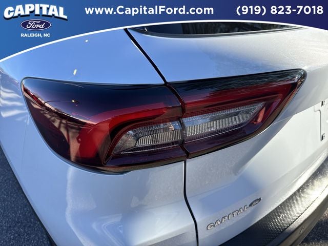 2025 Ford Escape Hybrid ST-Line Select