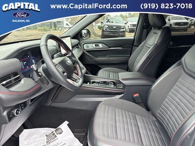 2025 Ford Explorer ST-Line