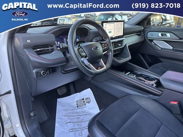 2025 Ford Explorer ST