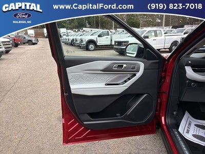 2025 Ford Explorer Platinum