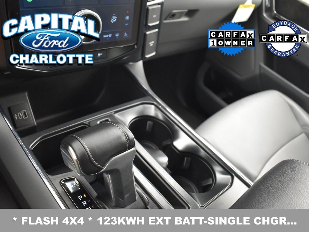 2025 Ford F-150 Lightning Flash