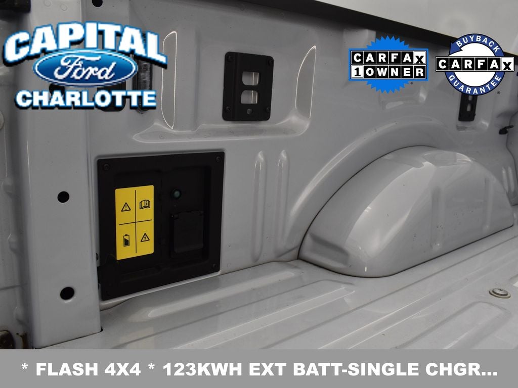 2025 Ford F-150 Lightning Flash