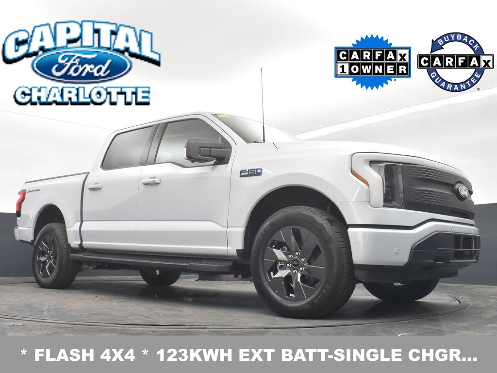2025 Ford F-150 Lightning Flash
