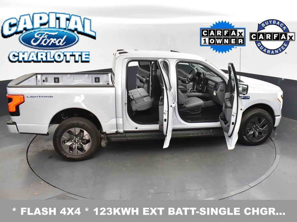 2025 Ford F-150 Lightning Flash