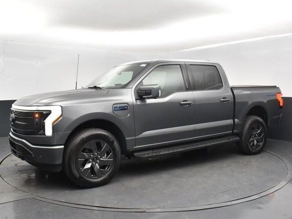 2025 Ford F-150 Lightning Lariat