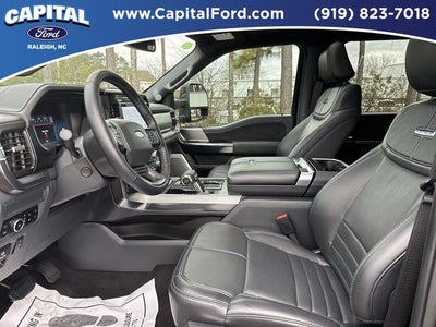 2025 Ford F-150 Platinum