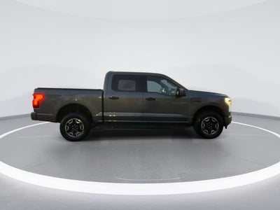 2022 Ford F-150 Lightning XLT