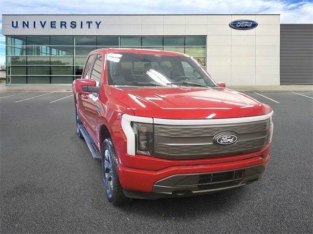 2025 Ford F-150 Lightning Lariat