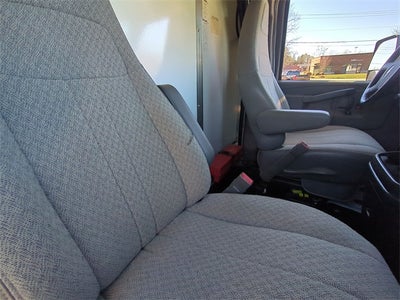 2022 Chevrolet Express 3500 Box Van