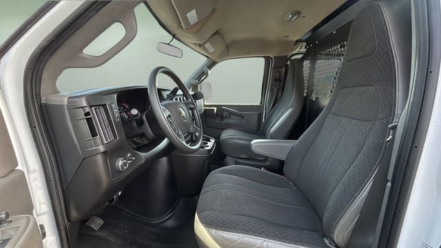 2024 Chevrolet Express 2500 Work Van Cargo