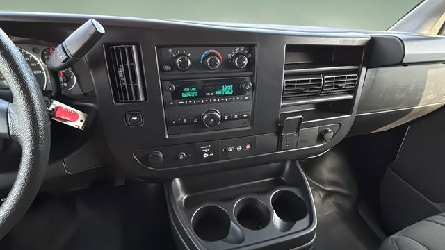 2024 Chevrolet Express 2500 Work Van Cargo