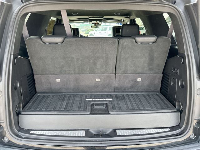 2017 Cadillac Escalade Platinum Edition