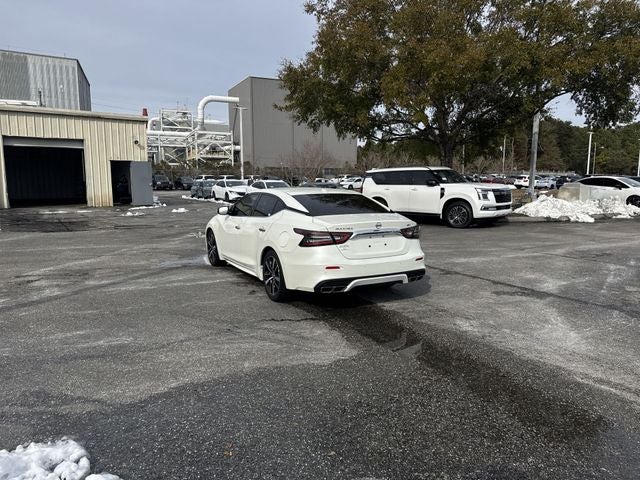 2023 Nissan Maxima SV