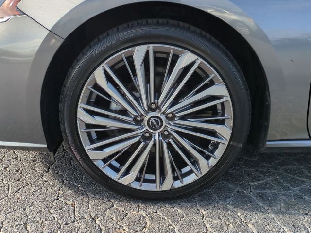 2023 Nissan Altima 2.5 SL