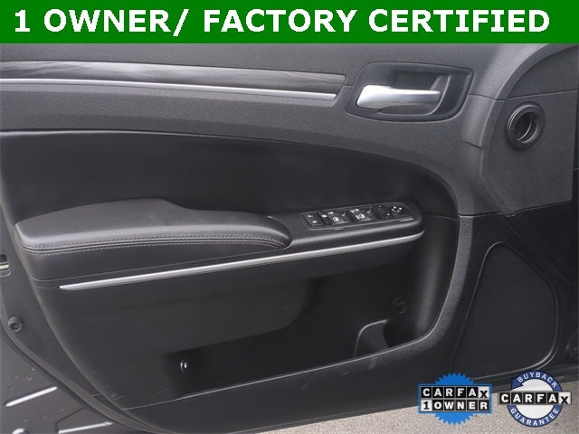 2021 Chrysler 300 Touring