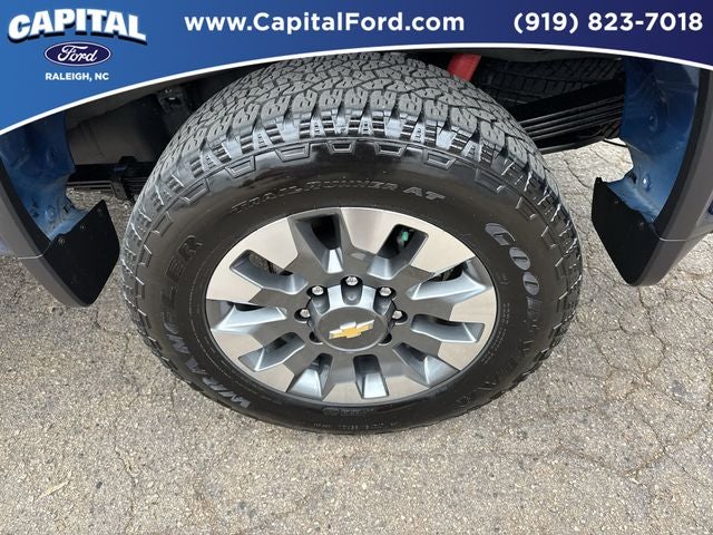 2025 Chevrolet Silverado 2500HD Custom