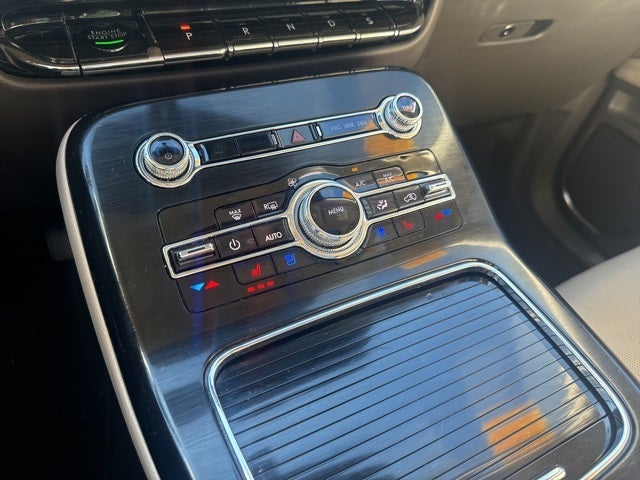 2021 Lincoln Nautilus Reserve