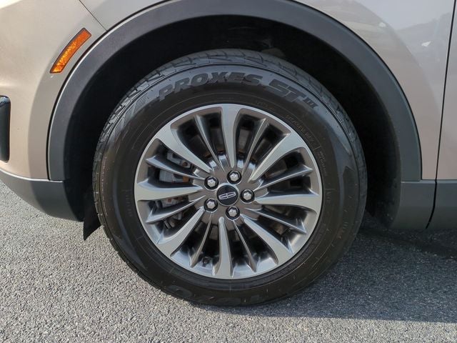 2019 Lincoln Nautilus Select