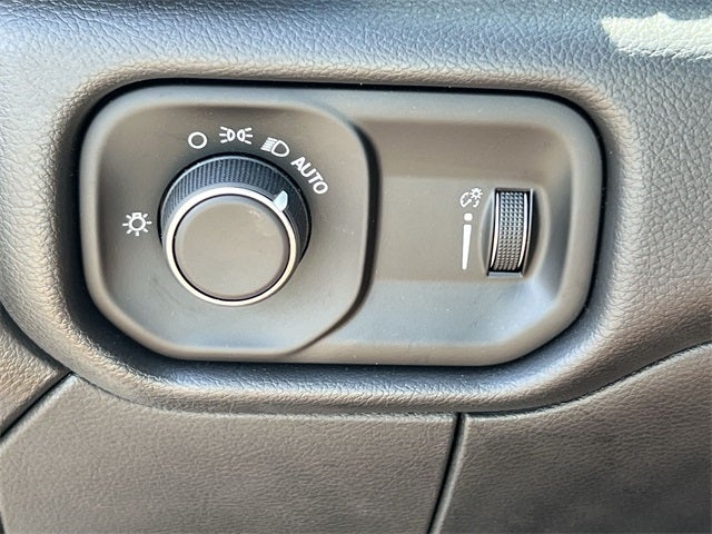 2024 RAM 3500 Tradesman Reg Cab 4X2