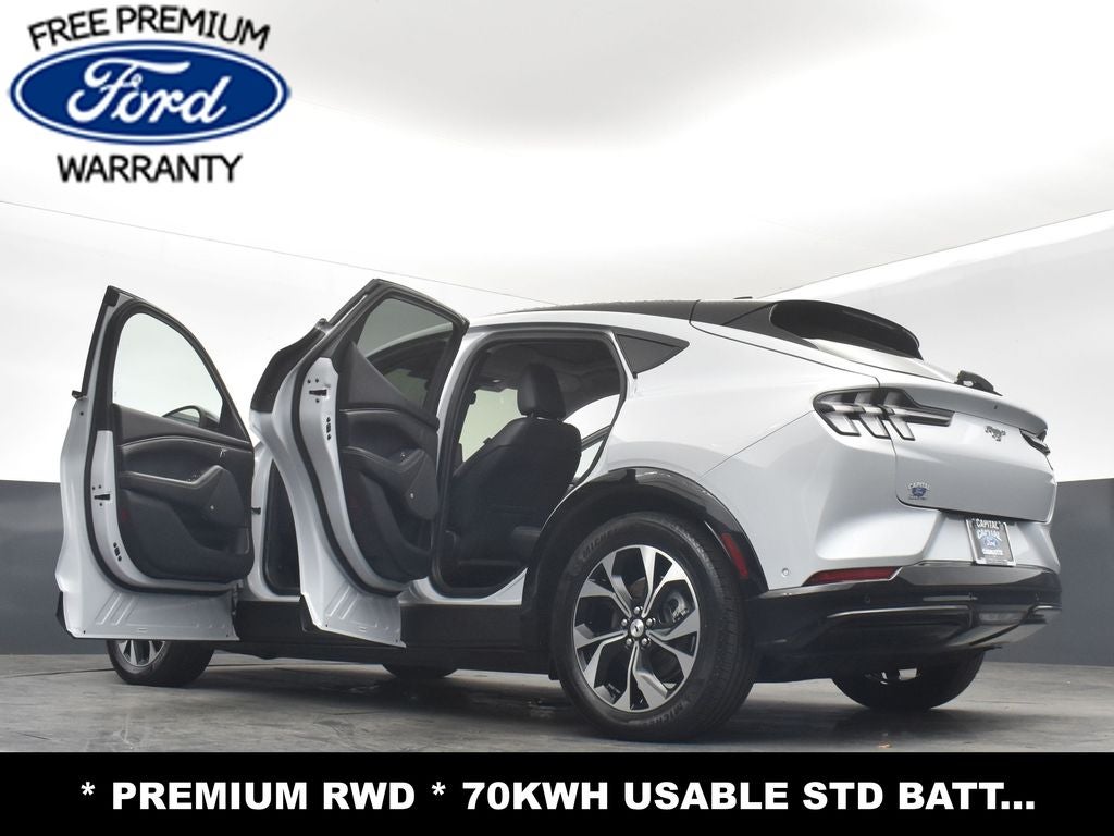 2022 Ford Mustang Mach-E Premium