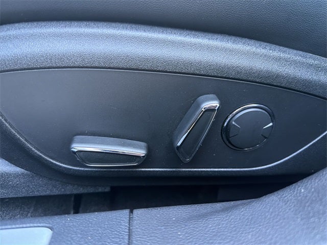 2015 Lincoln MKZ Base