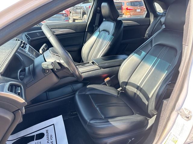 2020 Lincoln MKZ Standard