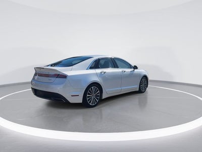 2020 Lincoln MKZ Standard