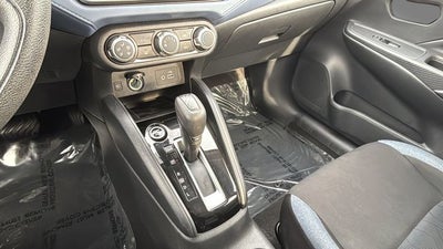 2023 Nissan Versa 1.6 SV