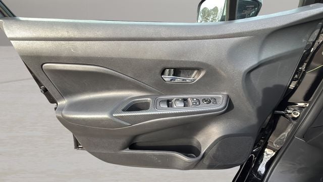 2023 Nissan Versa 1.6 SV