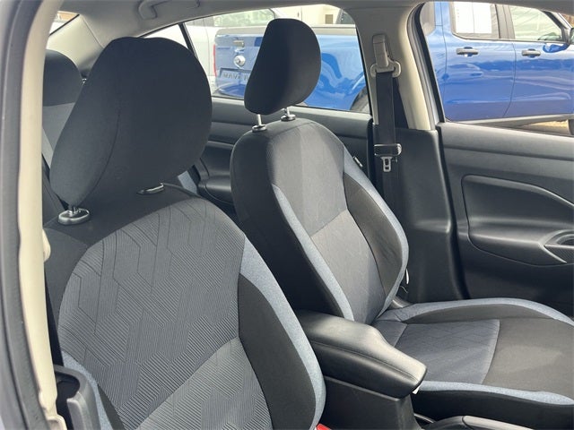 2024 Nissan Versa 1.6 SV