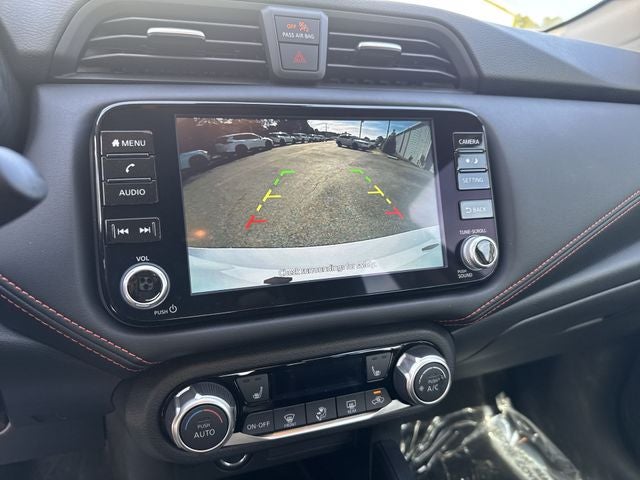 2024 Nissan Versa 1.6 SR