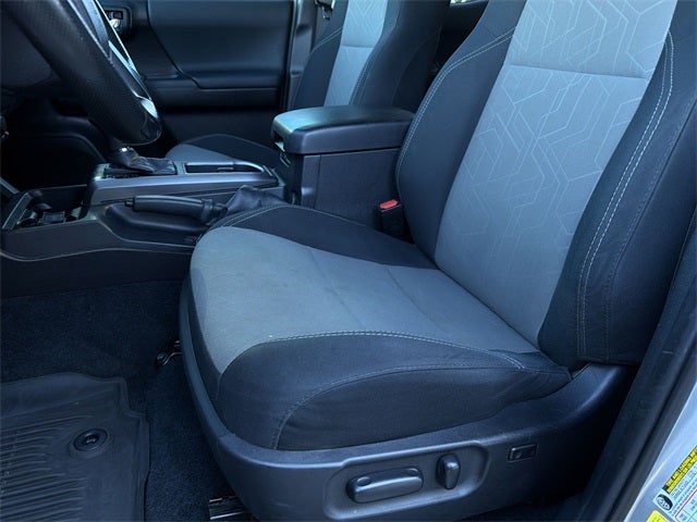 2022 Toyota Tacoma TRD Sport V6