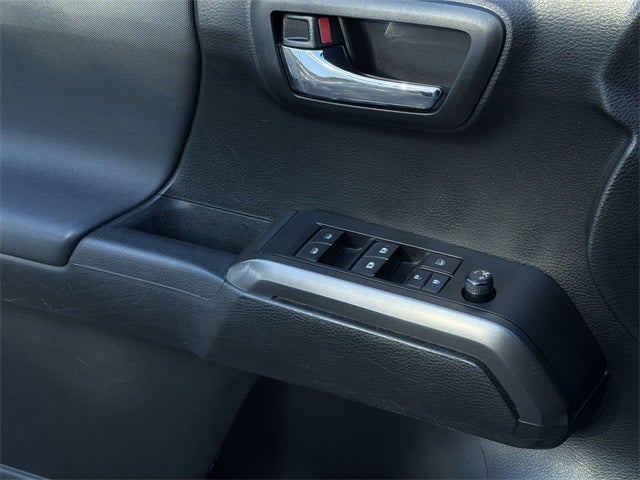 2022 Toyota Tacoma TRD Sport V6