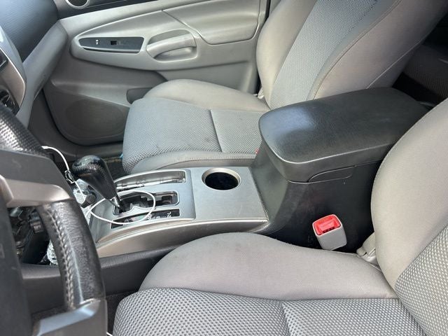 2013 Toyota Tacoma Base V6